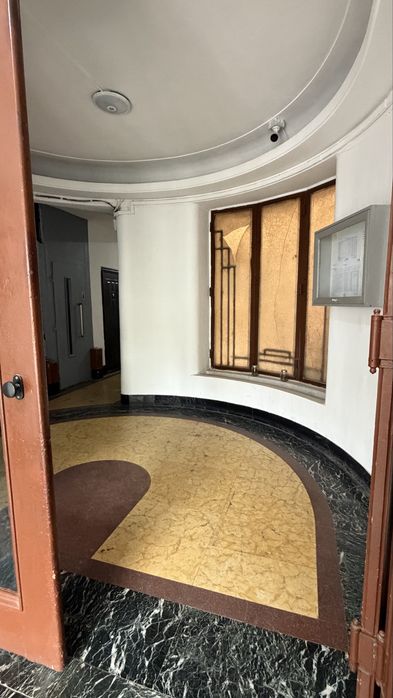 Vand garsoniera la PARTER - str Mantuleasa nr.3, Buc NOU RENOVATA