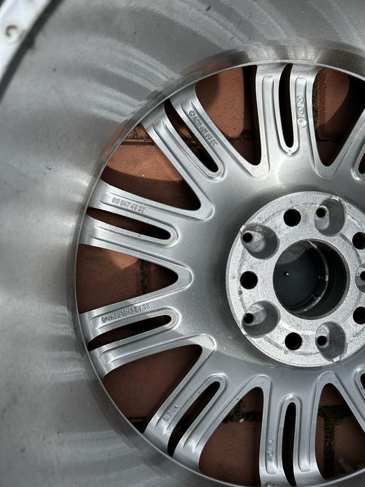 2 Jante si cauciucuri noi Davanti 245/40/18