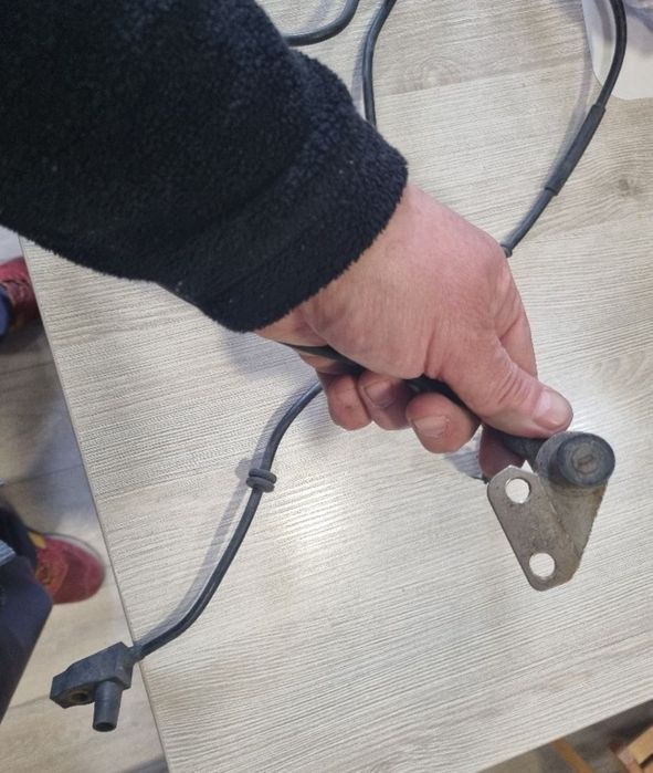 ABS датчик мерцедес 210 Е 4×4