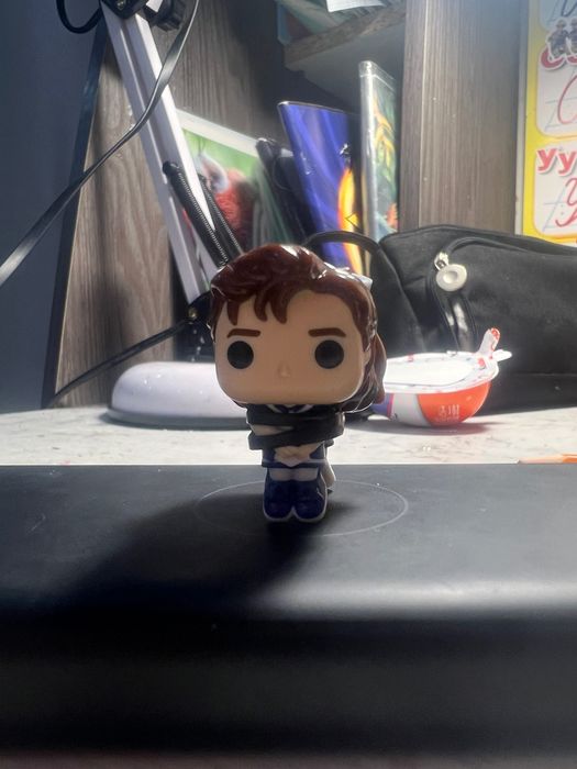 Робин и Стив фигурка