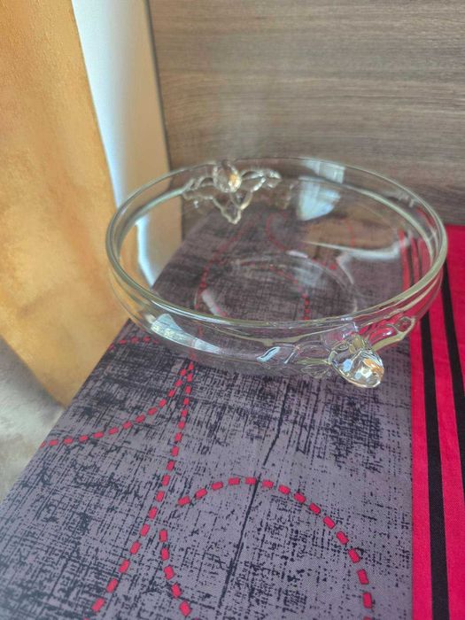 Стъклени и кристални фруктиери