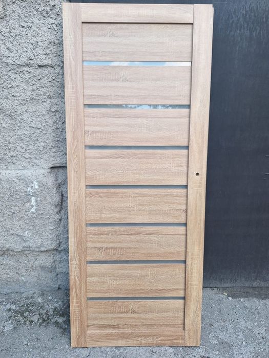Продам межкомнатные двери