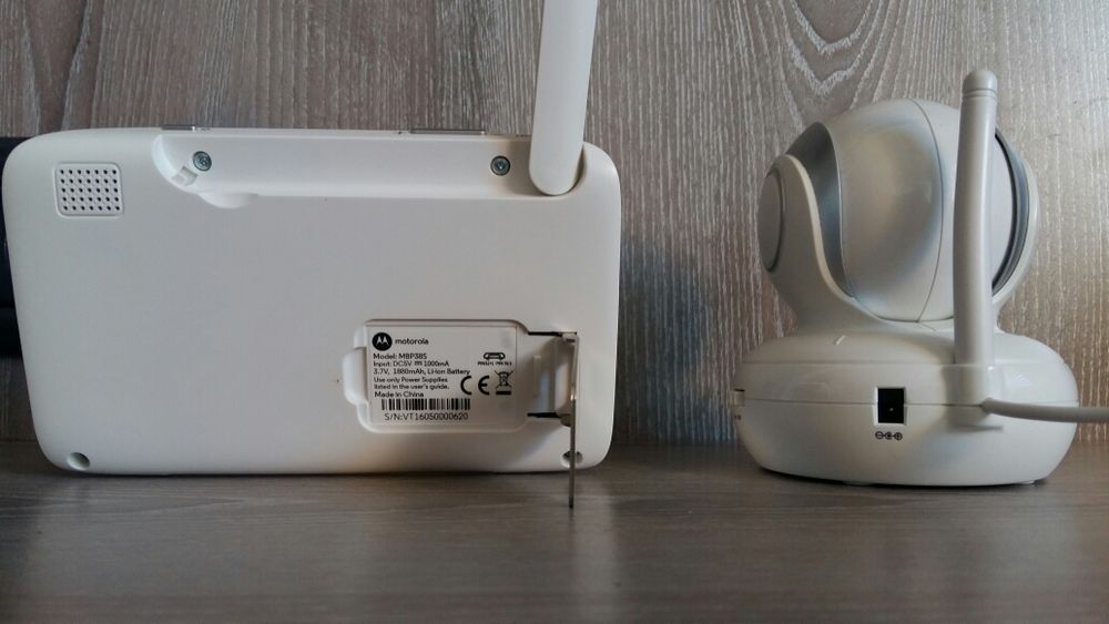 Видео Бебефон Motorola MBP 38S