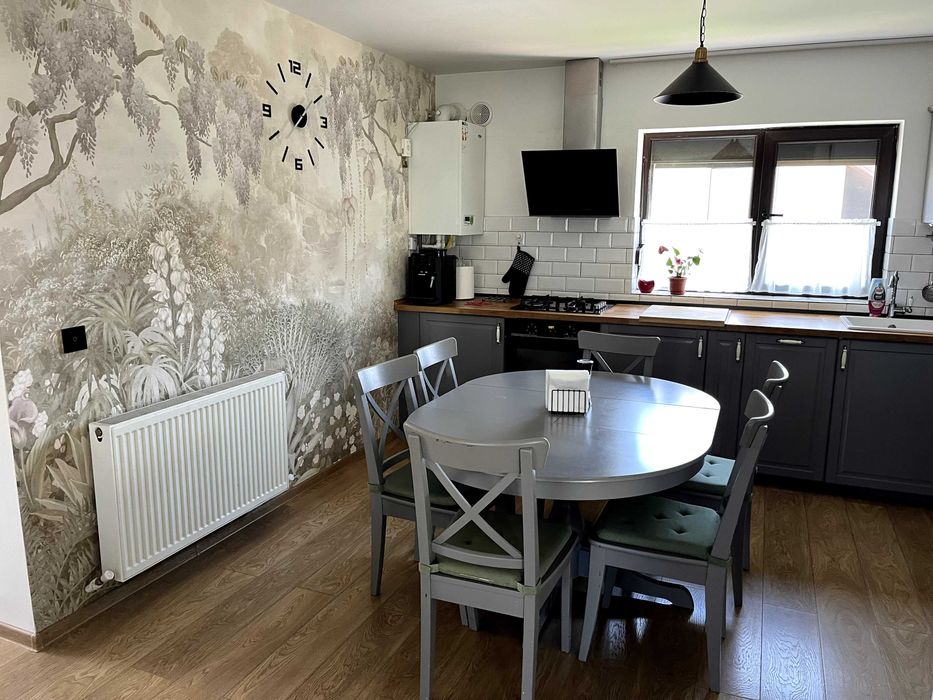 Casa la doar 5 km de orasul Targoviste