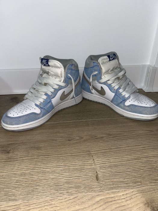 Jordan 1 Retro High OG „Hyper Roya size 36.5