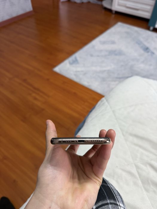 Срочно Iphone XS