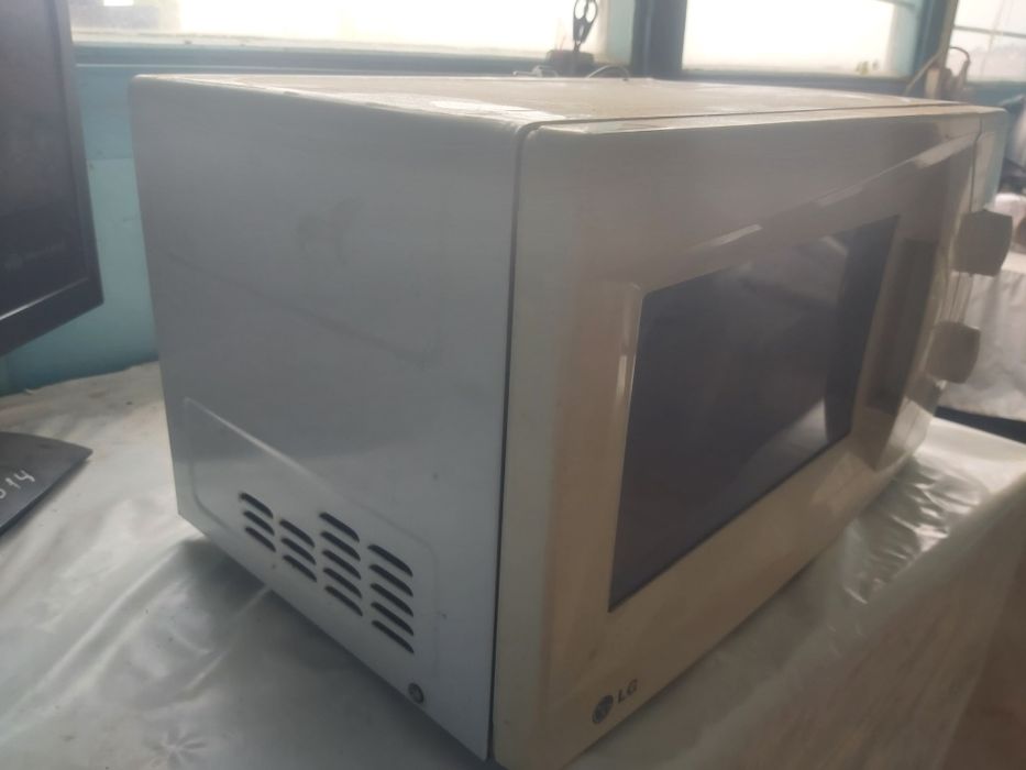 Микровалновыи печка LG