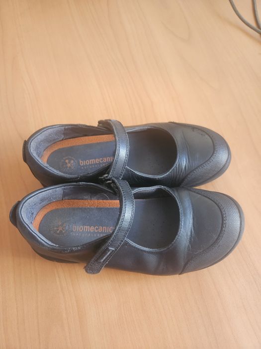 Школьные туфли Biomecanics 32р
