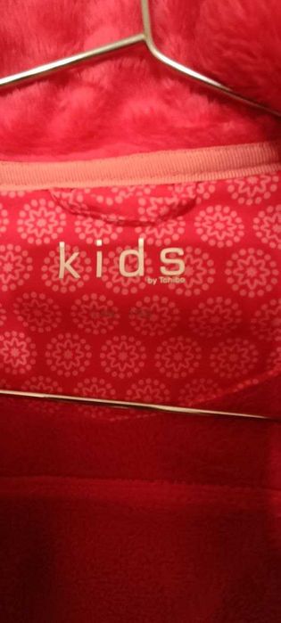 Продам куртку фирмы Tchibo kids  на рост 146-152см, безрукавку Tchibo