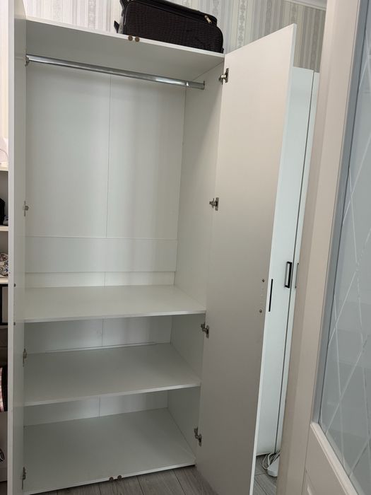 Распашной шкаф четырех дверний