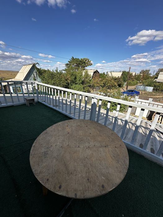 Продам дачу на спутнике около речки!