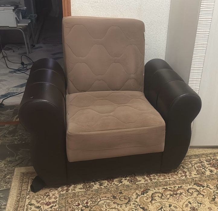 Спальный гарнитур диван кресло ковер