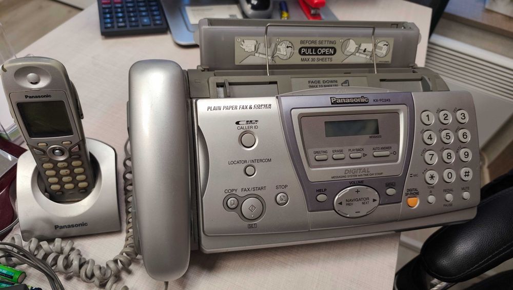 Продавам факс апарат Panasonic