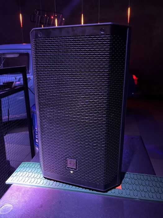 Продам комплект звука