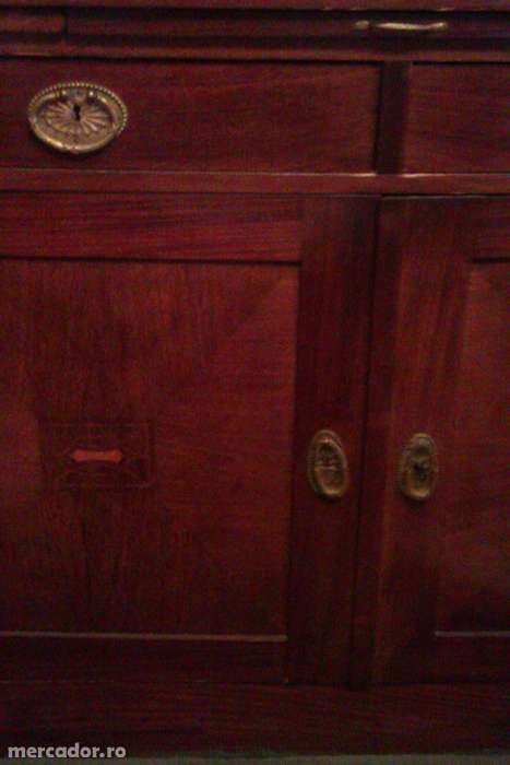 Dulap sufragerie din lemn de cires