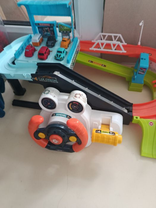 Игрушечная парковка