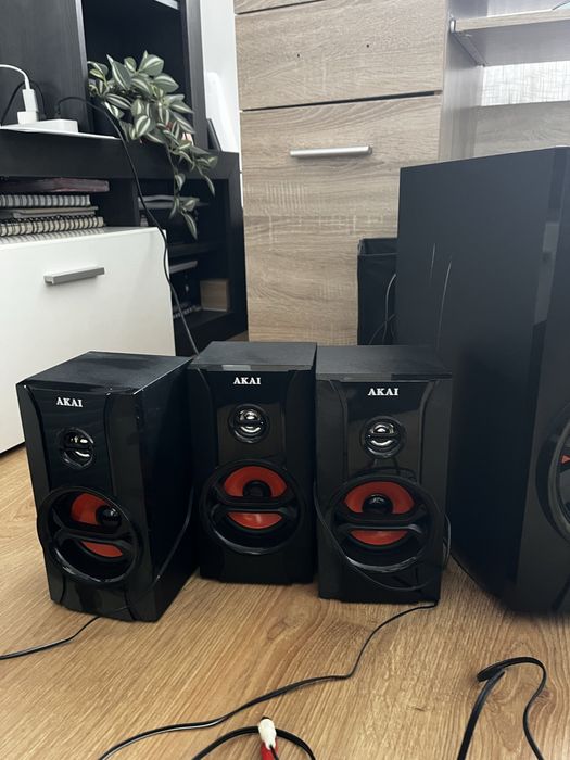 Boxe si subwoofer Akai