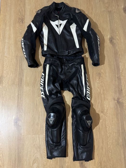 Dainese кожен екип