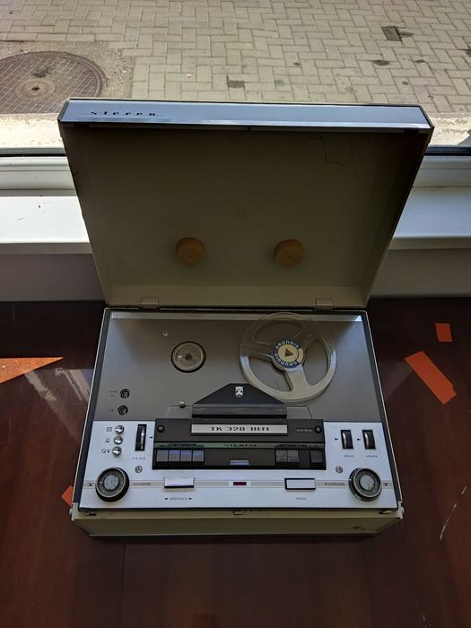 Продавам GRUNDIG-TK 320 HI-FI