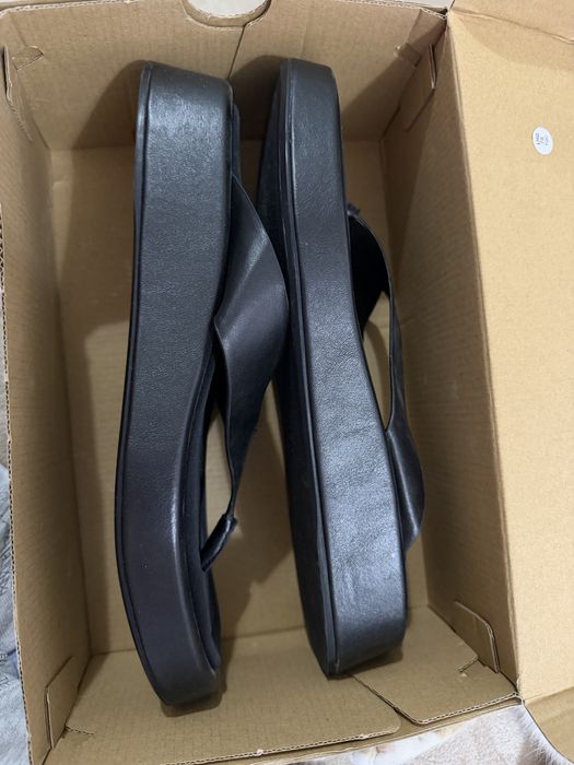 Дамски чехли Zara