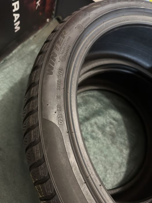 255/40 R20 101W XL - Pirelli Sottozero 3 M+S Oferta