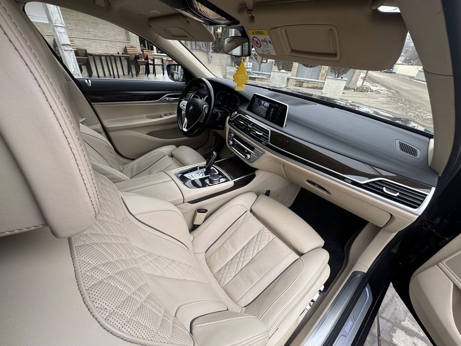 BMW 745e plug-in hybrid/ cheie digitala/euro 6/Rate