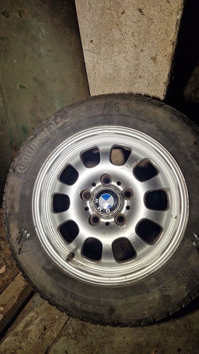 Продавам лети джанти за BMW E46, E36 15" с зимни гуми 195/65/15