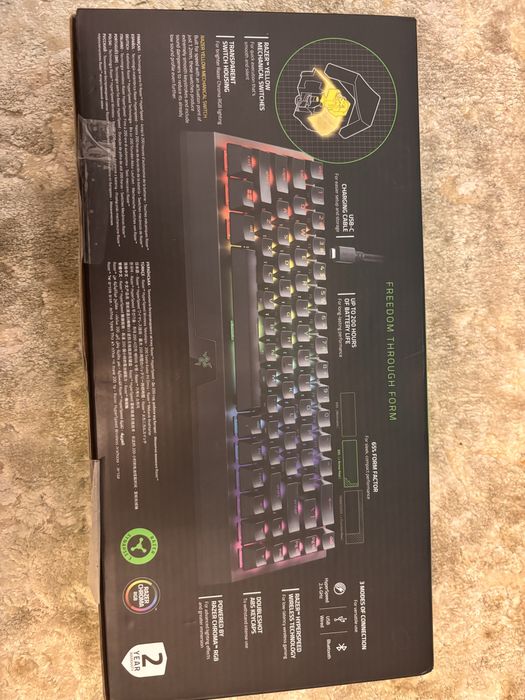 Razer V3 MINI Nou!