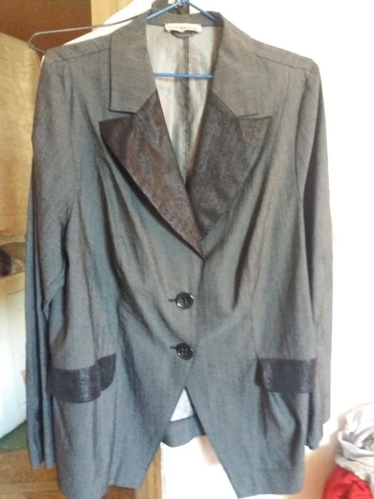 Плащи дождевик 46 размер 44 тоже есть