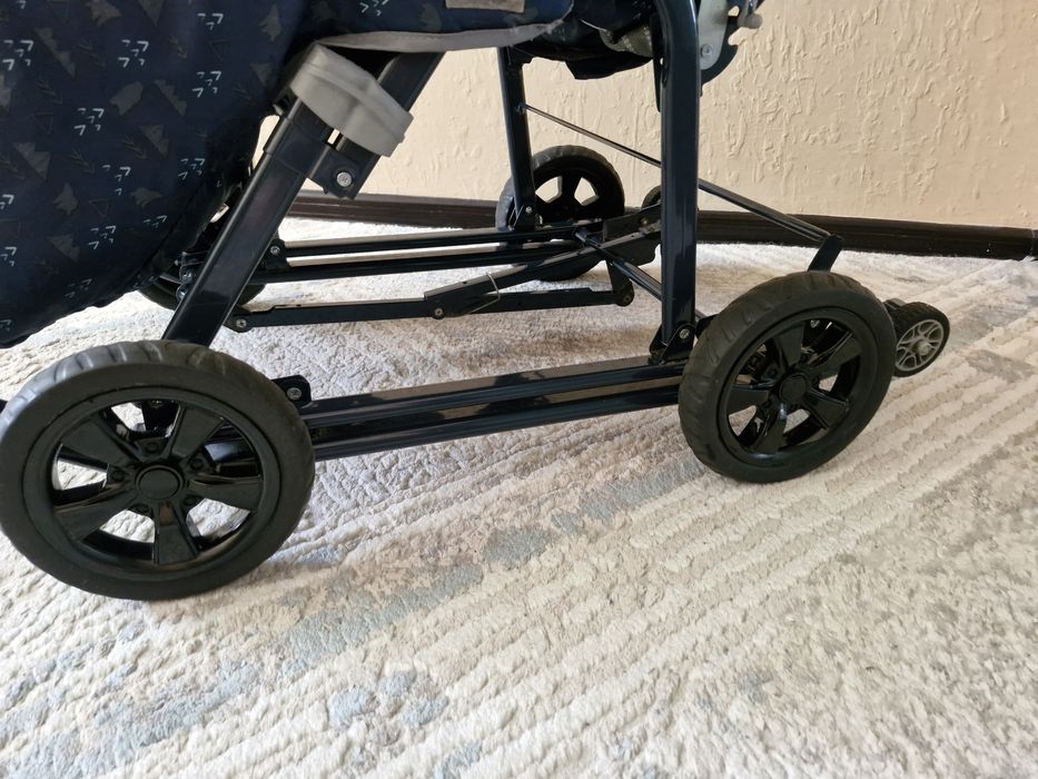 Продам детские санки - коляска