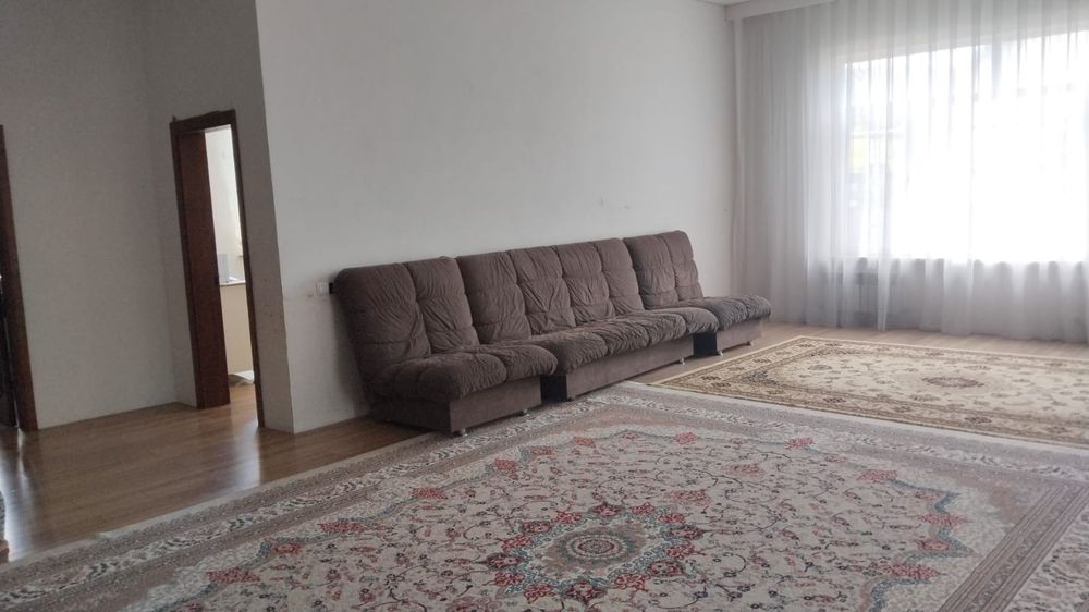 Продам дом в тихом районе