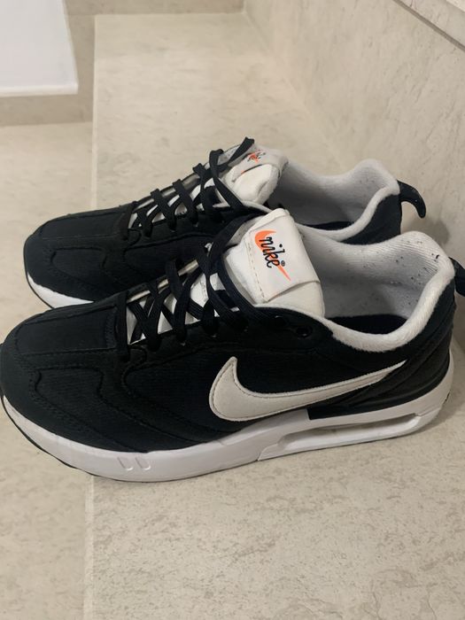 Дамски маратонки Nike