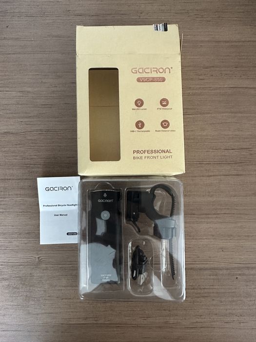 Lanterna profesională bicicleta Gaciron V9CP-850 lumeni