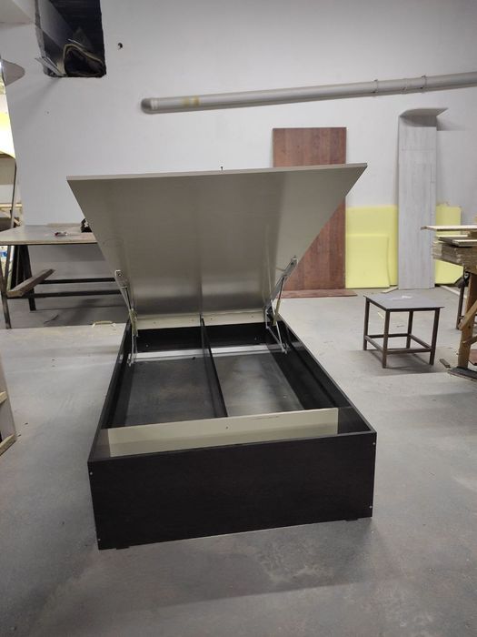 Мебел дом и сад//