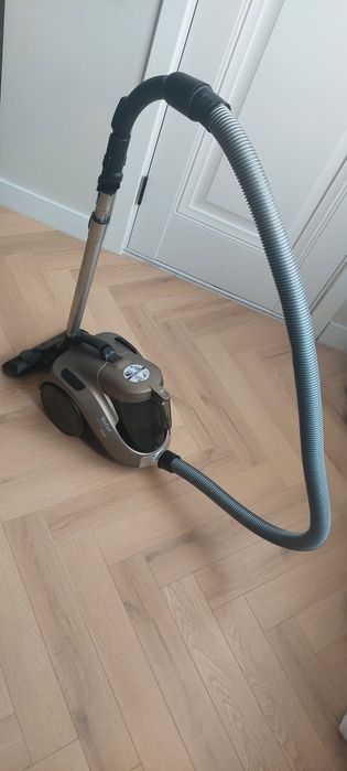 Продам пылесос б/у