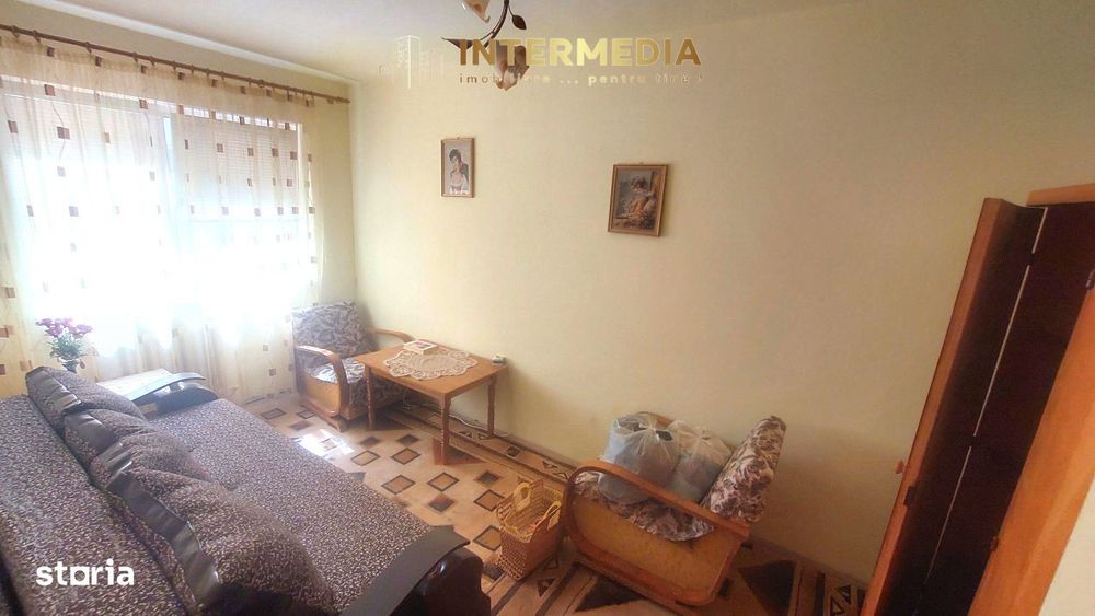 Apartament cu 3 camere spatios in bloc de caramida, etajul 1, CETATE — fotografia 3