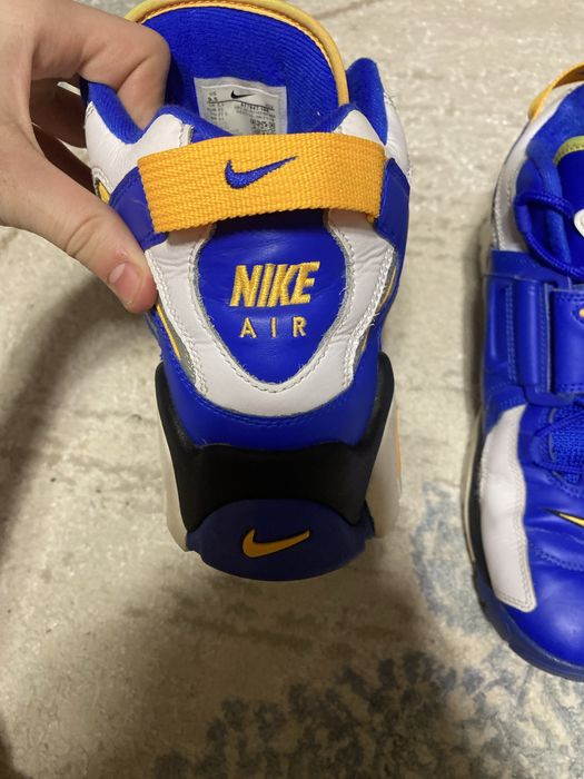 Продам оригинальные кроссовки найк