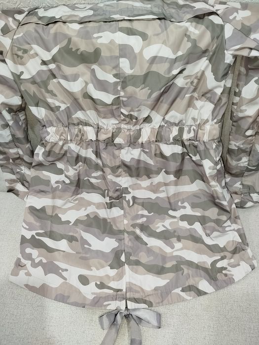 Плащ на девочку. Продам