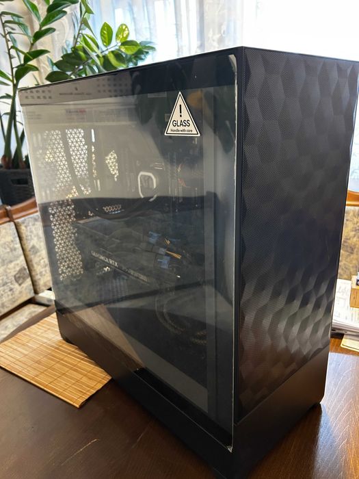 Геймърски/Super Ai/ i9 10980Xe/RTX 4090/32gb рам/Nvme+Ssd 4tb/Fractal