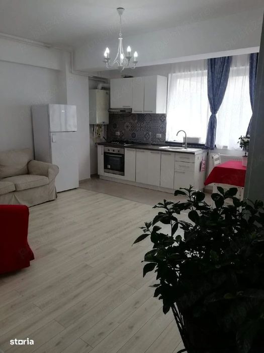 Sisesti.Apartament 2camere de inchiriat