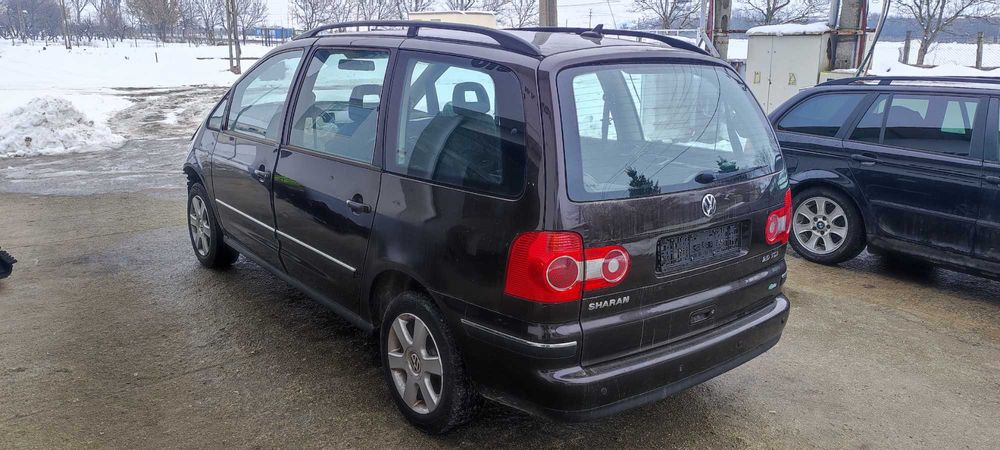 Dezmembrez volkswagen sharan 2.0 BRT cutie manuala 6t JBN culoare LB4V
