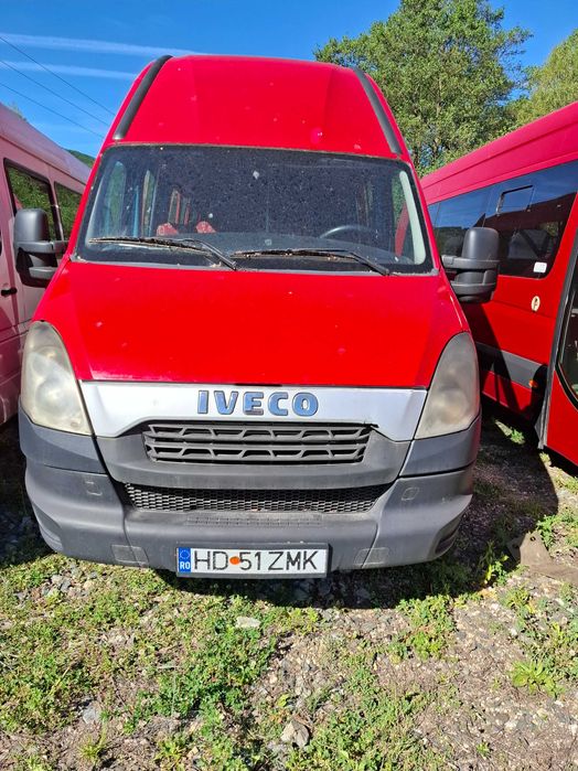 Microbuz Iveco 50 C 17