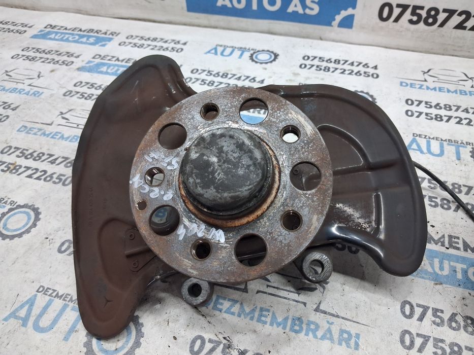 Fuzete / Fuzeta stanga dreapta fata Mercedes C Class w204 / E Class w212