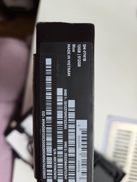 Vand Samsung Z Flip 6