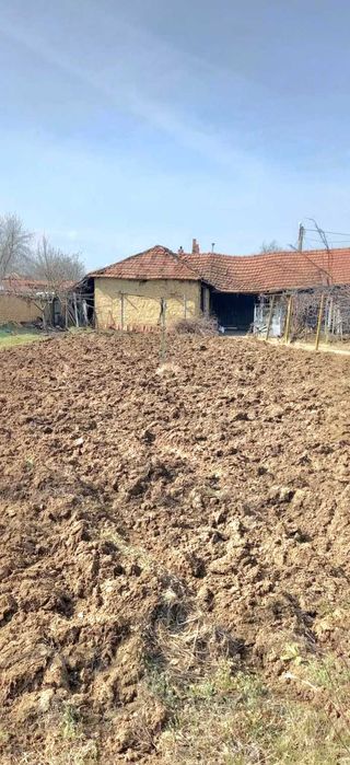 Къща в село Янтра
