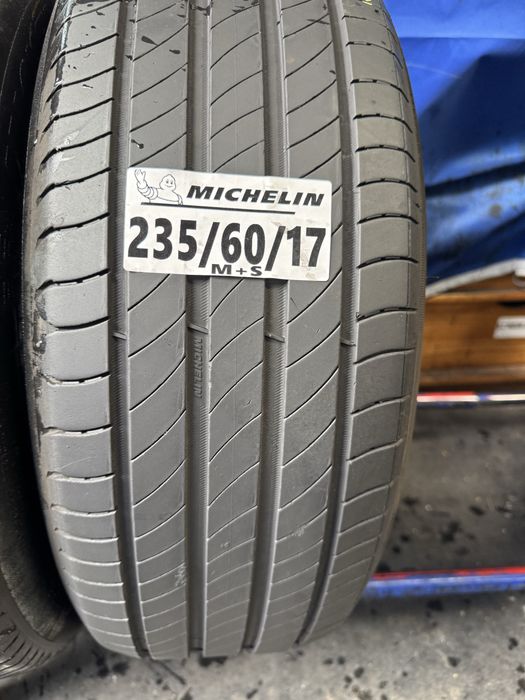 235/60/17 michelin