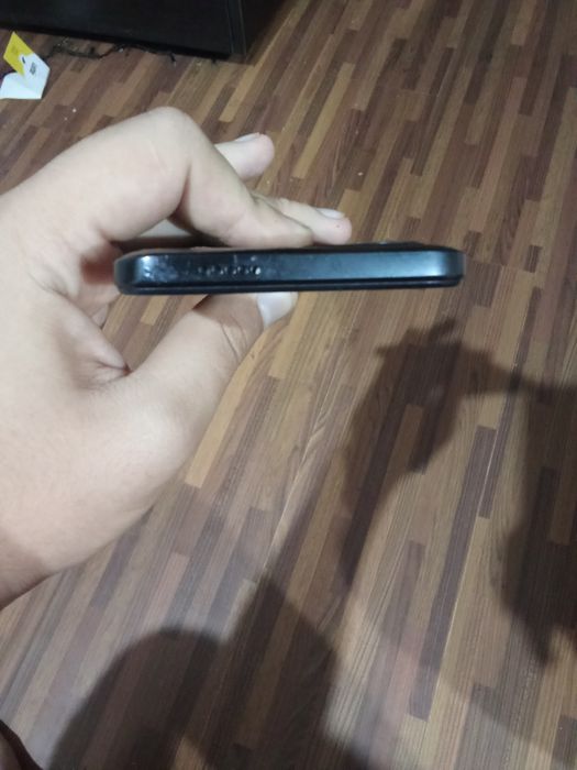 Vând Redmi A2 65 GB spațiu GB RAM