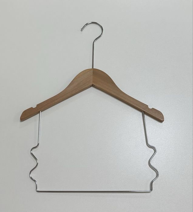 Вешалка детская деревяная