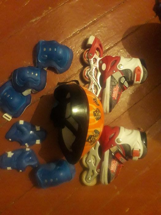 Продам роликовые коньки