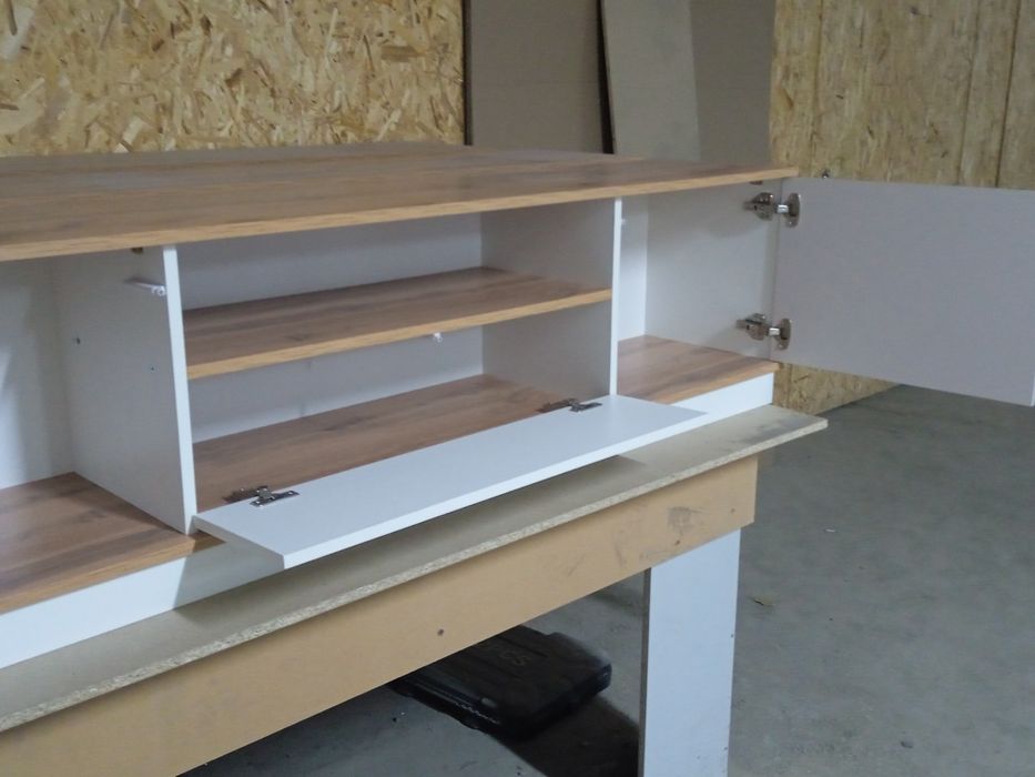 ТВ тумба сатылады